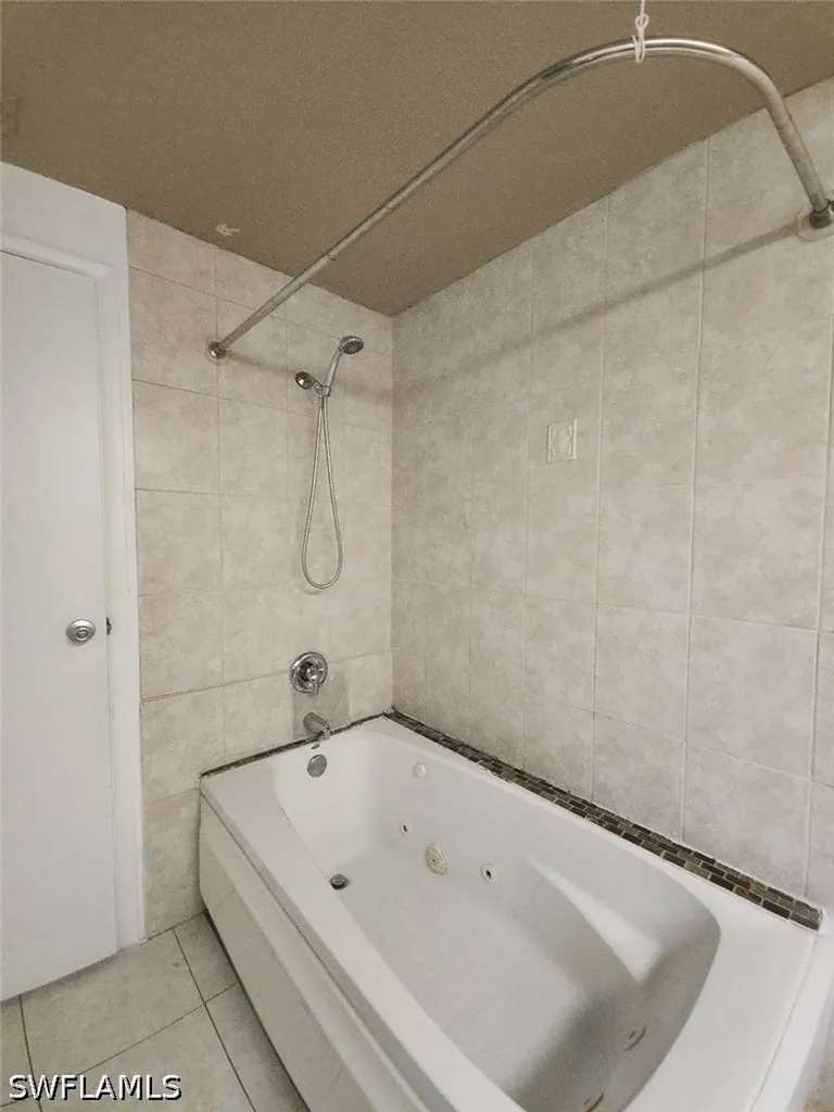 4619 Chippendale Drive Naples FL 34112