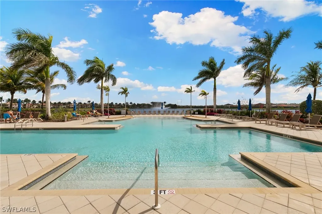 1570 Oceania Drive S Naples FL 34113