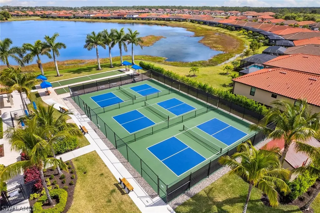 1570 Oceania Drive S Naples FL 34113