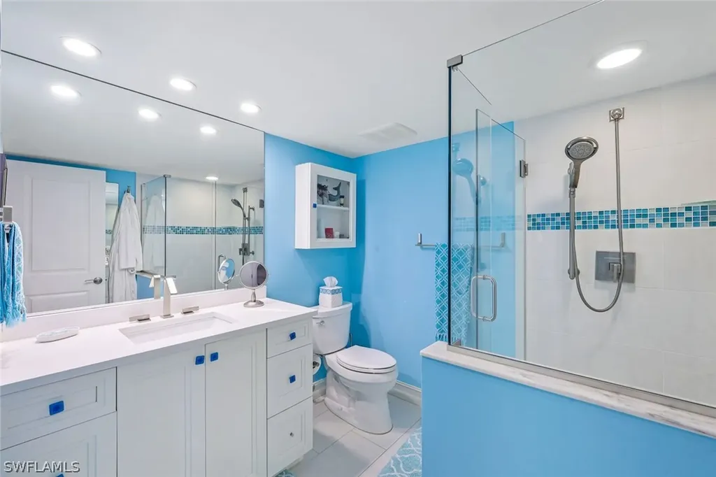 4041 Gulf Shore Boulevard N Naples FL 34103