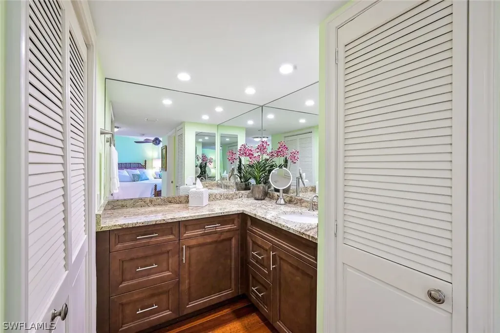 4041 Gulf Shore Boulevard N Naples FL 34103