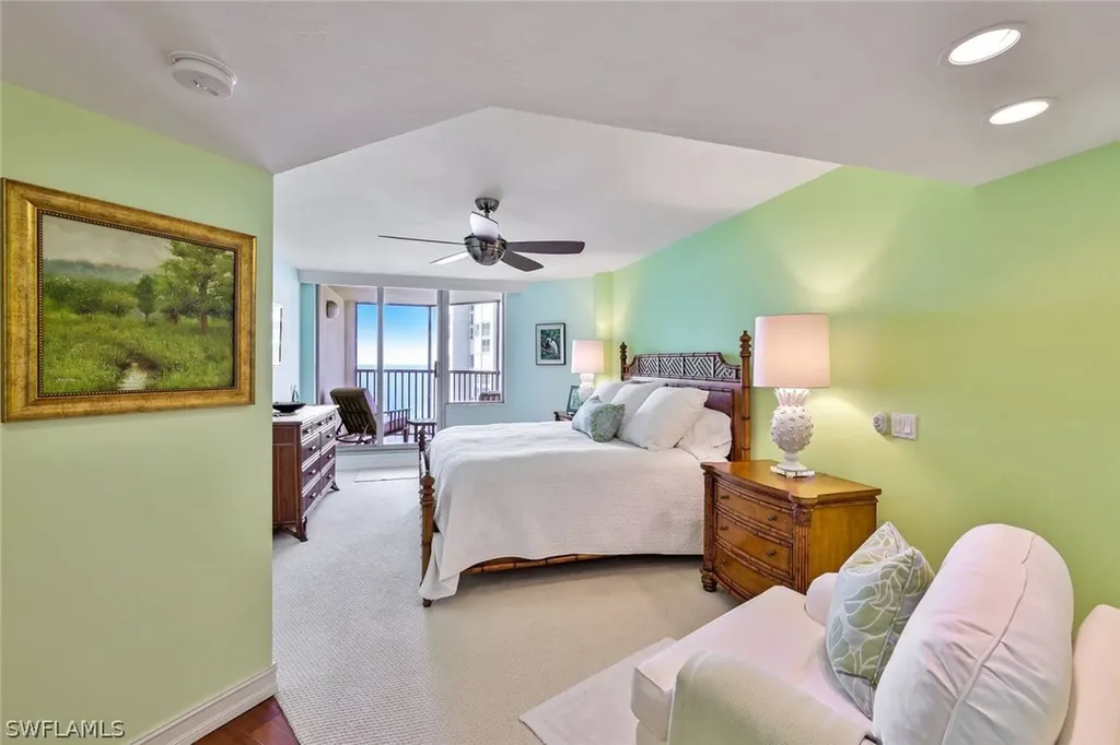 4041 Gulf Shore Boulevard N Naples FL 34103