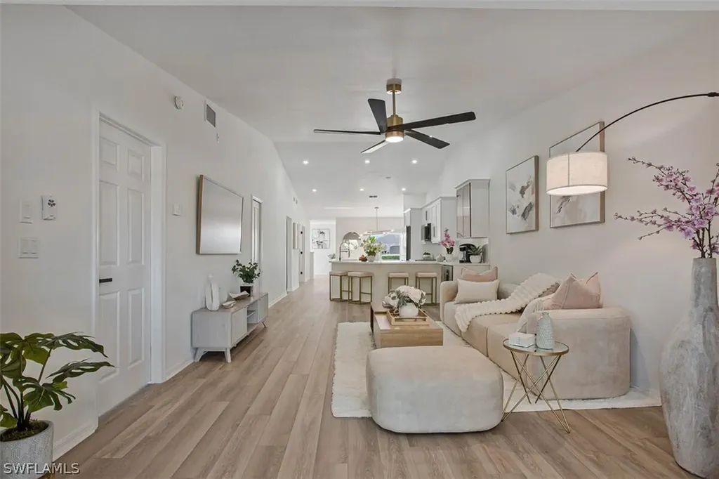 821 Gulf Pavilion Drive Naples FL 34108