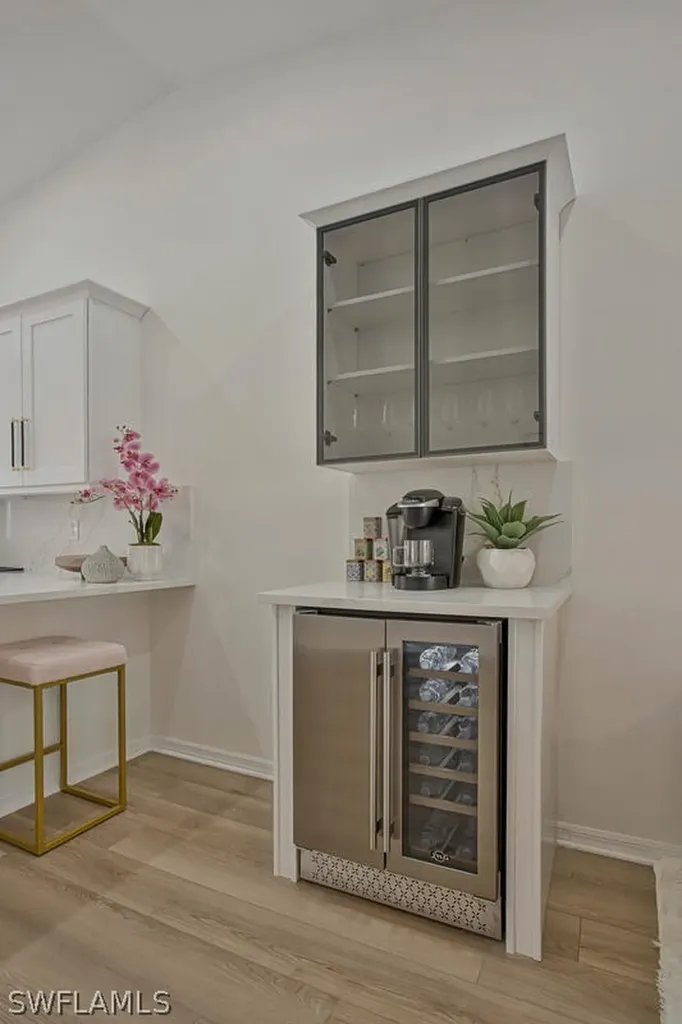 821 Gulf Pavilion Drive Naples FL 34108