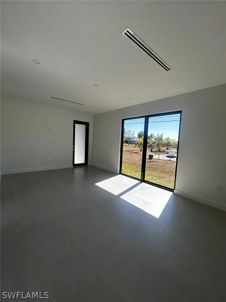 2700 SW Embers Terrace Cape Coral FL 33991