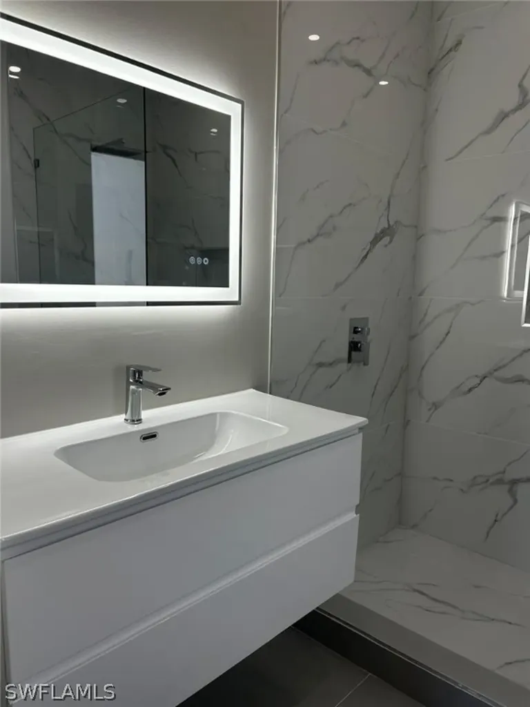 2700 SW Embers Terrace Cape Coral FL 33991