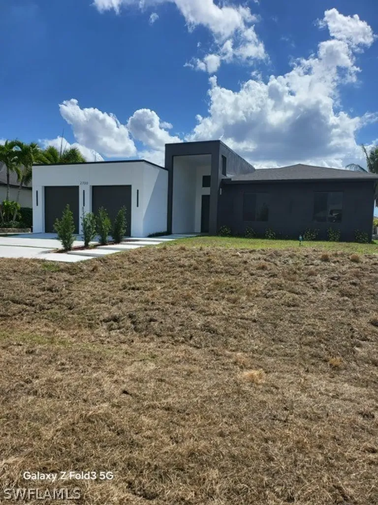 2700 SW Embers Terrace Cape Coral FL 33991