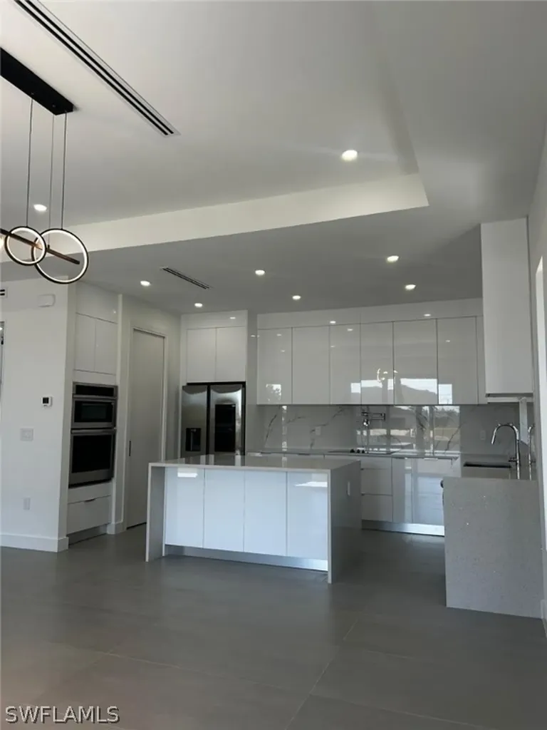 2700 SW Embers Terrace Cape Coral FL 33991