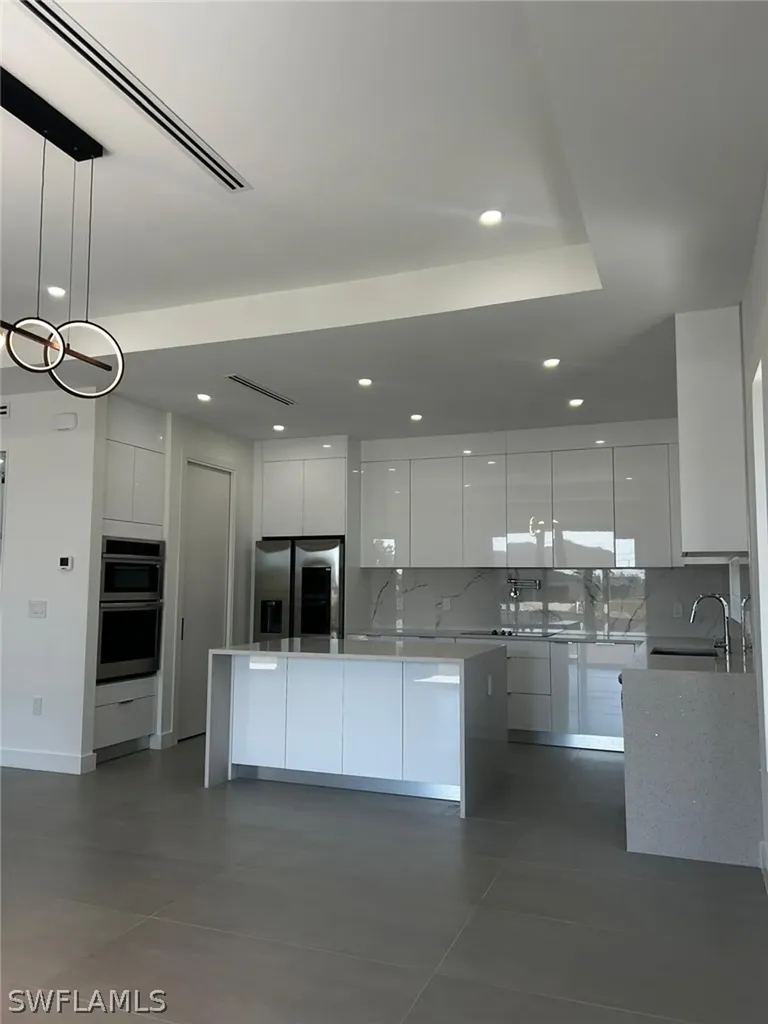 2700 SW Embers Terrace Cape Coral FL 33991