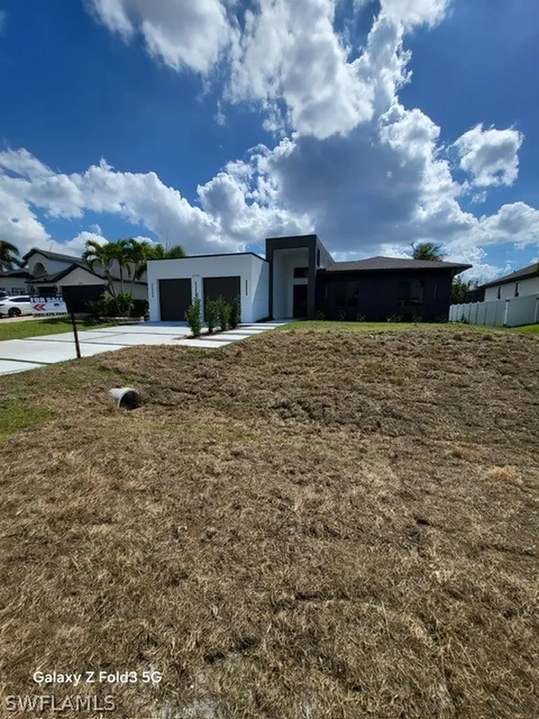 2700 SW Embers Terrace Cape Coral FL 33991