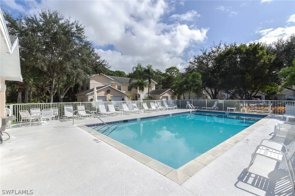 651 Wiggins Lake Drive Naples FL 34110