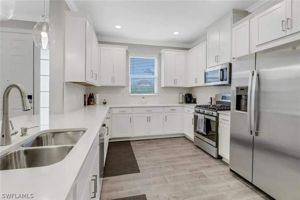 15210 Sacile Street Naples FL 34114
