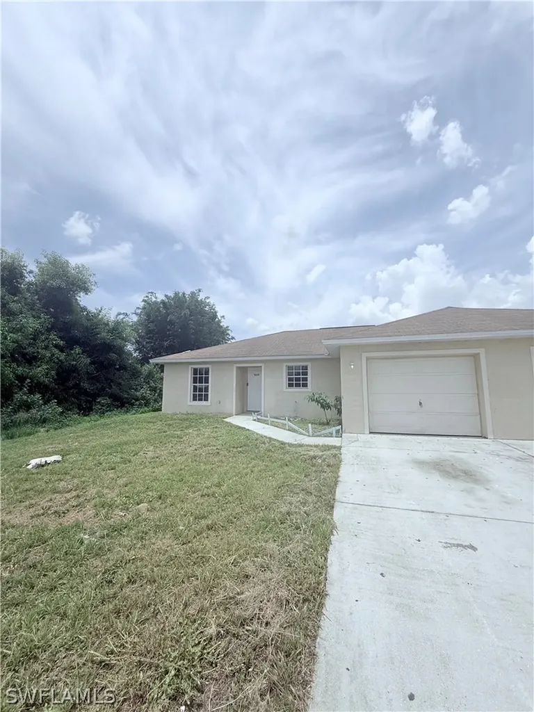 5212 30th Street SW Lehigh Acres FL 33973