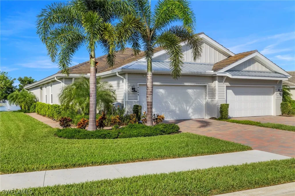 14644 Edgewater Circle Naples FL 34114