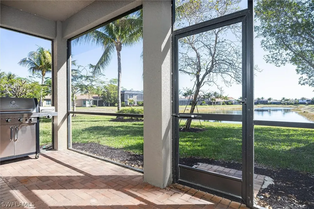 3296 Pacific Drive Naples FL 34119