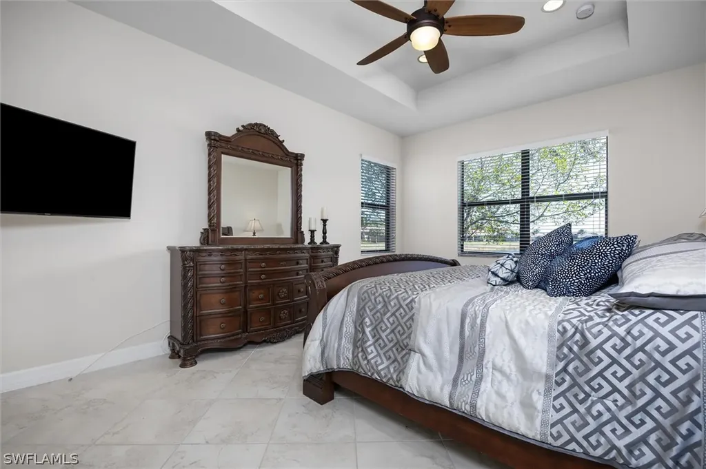 3296 Pacific Drive Naples FL 34119