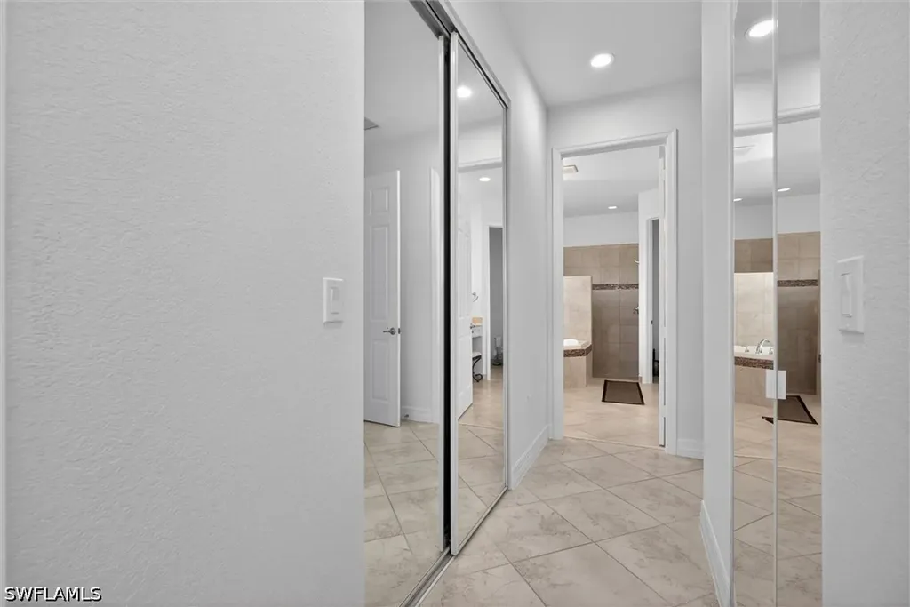 3296 Pacific Drive Naples FL 34119