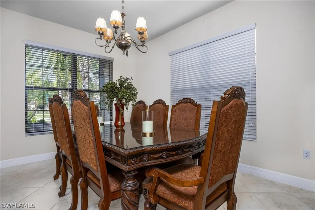 3296 Pacific Drive Naples FL 34119