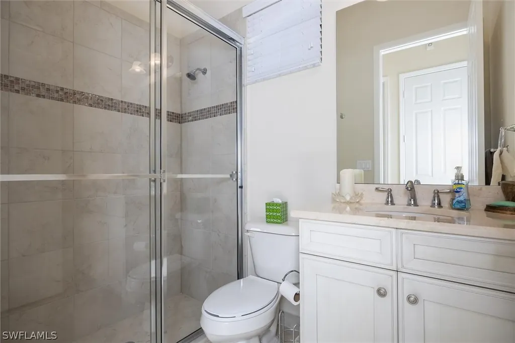 3296 Pacific Drive Naples FL 34119
