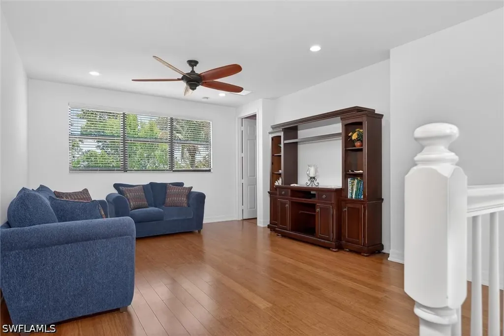 3296 Pacific Drive Naples FL 34119