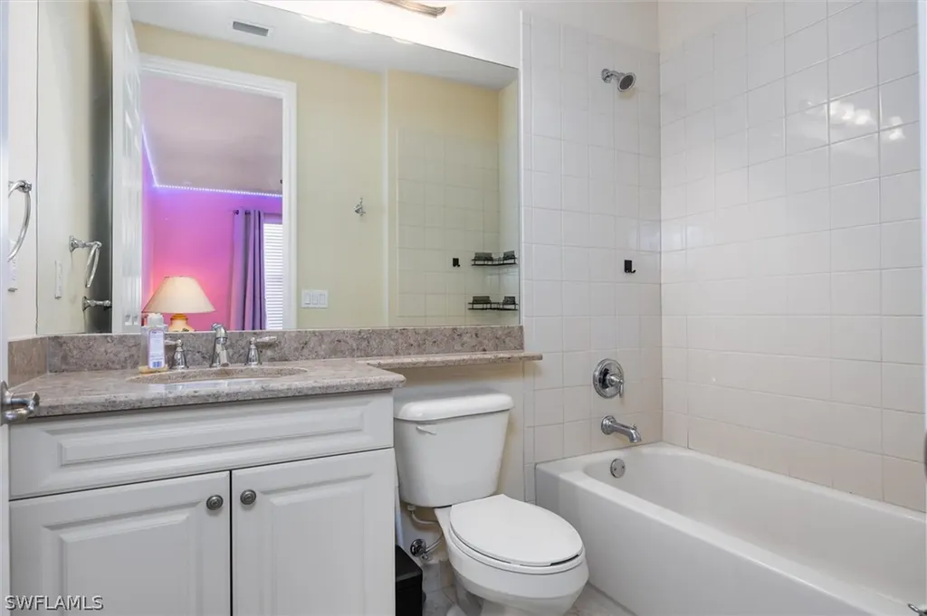 3296 Pacific Drive Naples FL 34119