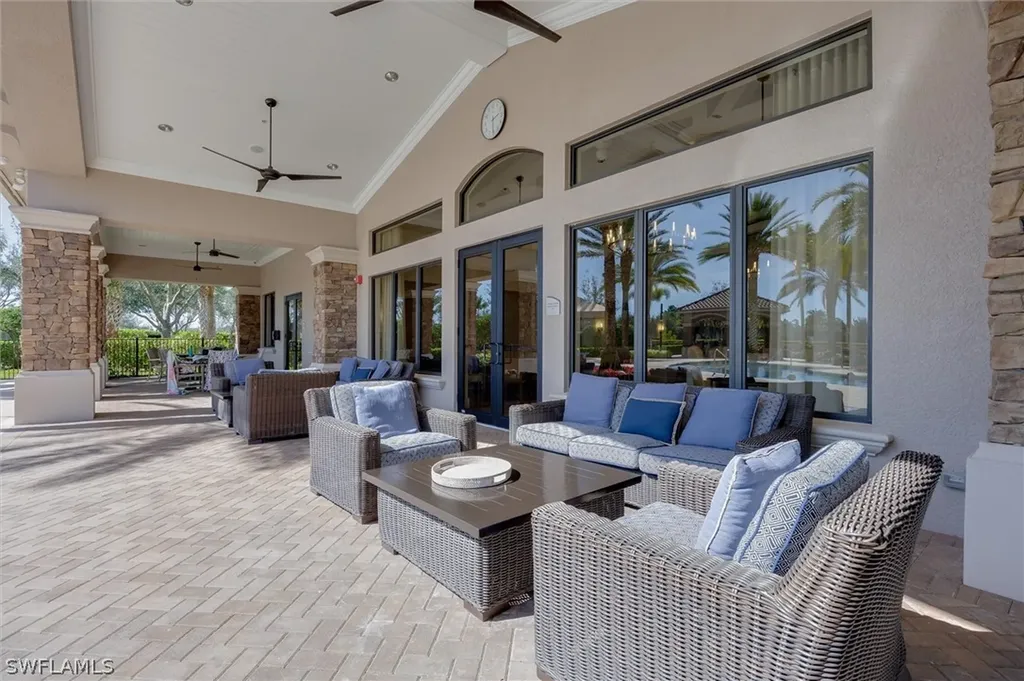 3296 Pacific Drive Naples FL 34119