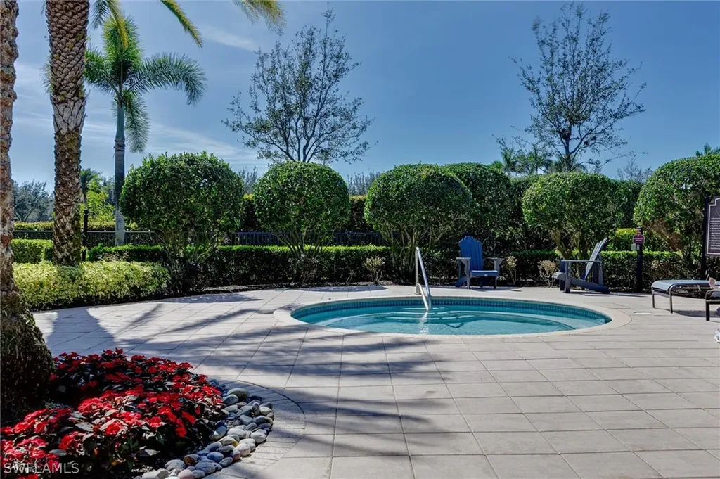 3296 Pacific Drive Naples FL 34119