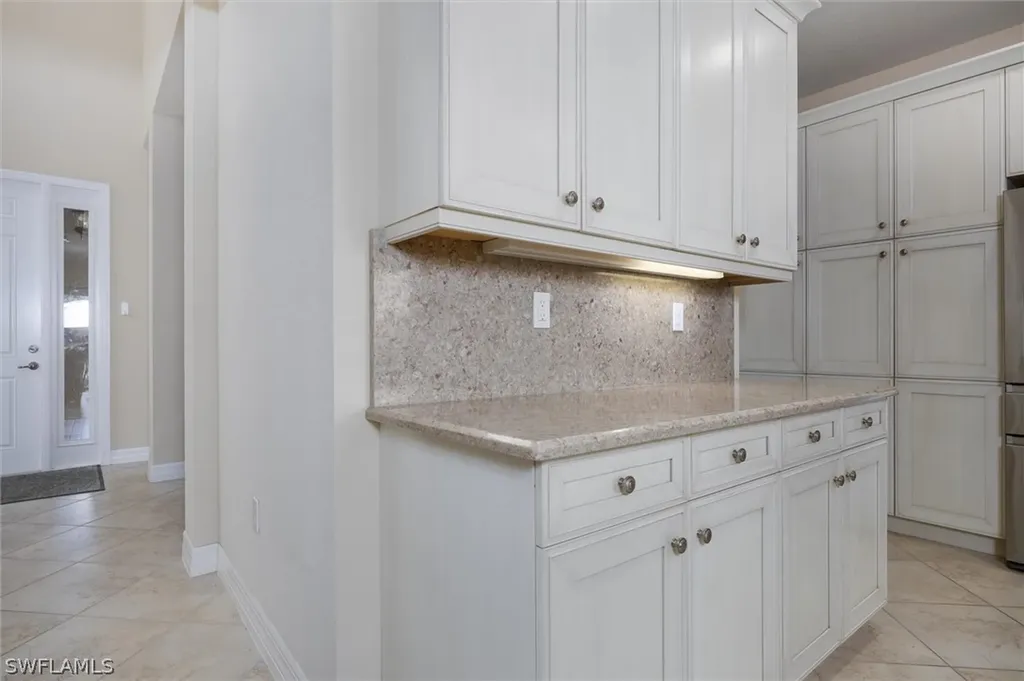3296 Pacific Drive Naples FL 34119