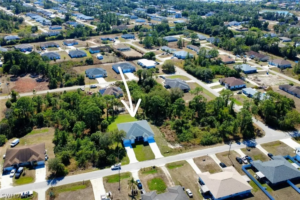 2423 Milton Avenue S Lehigh Acres FL 33973