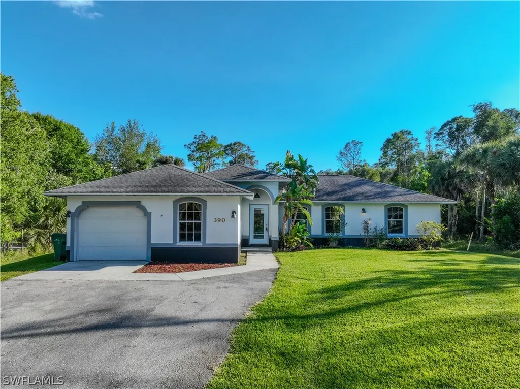 390 35th Avenue NE Naples FL 34120
