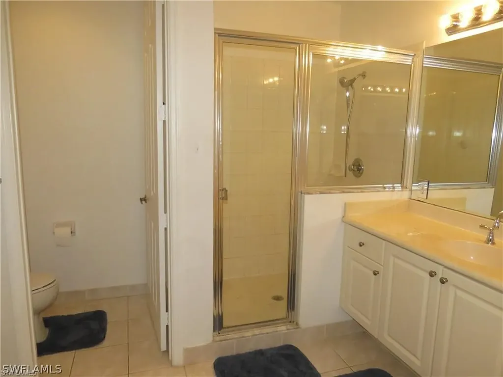 1305 Mariposa Circle Naples FL 34105