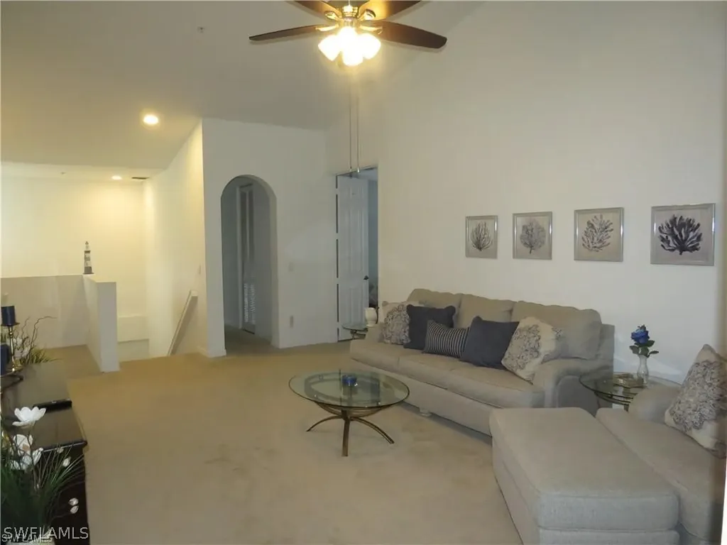 1305 Mariposa Circle Naples FL 34105