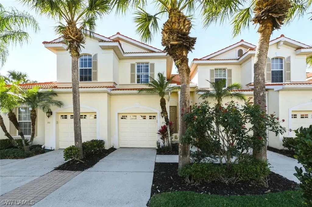 4695 Winged Foot Court Naples FL 34112
