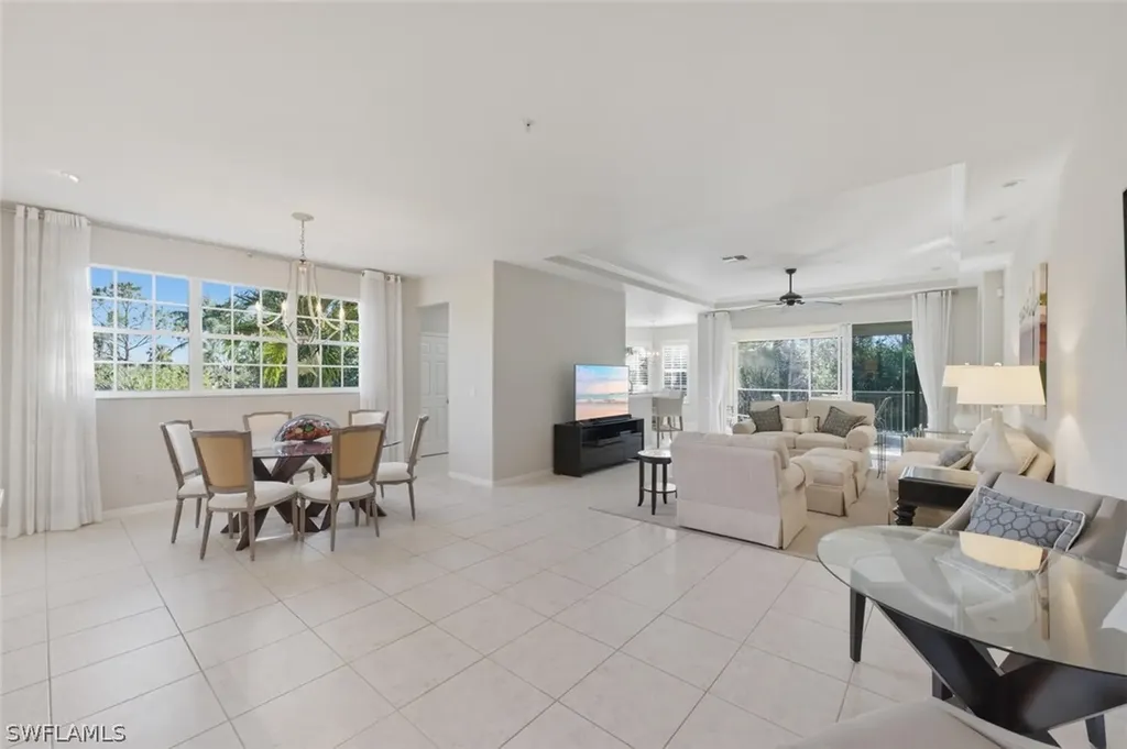 4695 Winged Foot Court Naples FL 34112