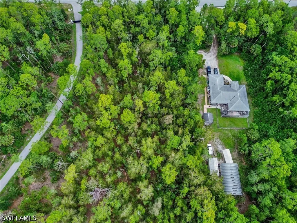 5040 Cherry Wood Drive Naples FL 34119