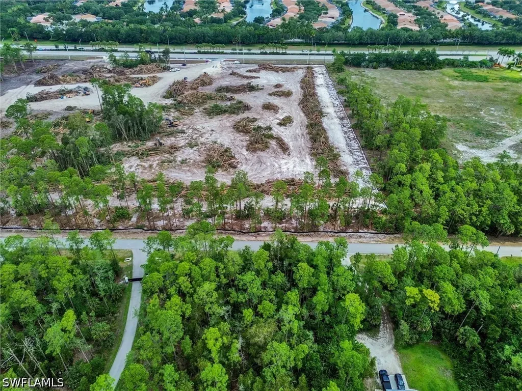 5040 Cherry Wood Drive Naples FL 34119
