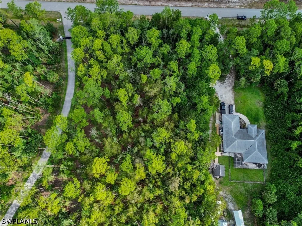 5040 Cherry Wood Drive Naples FL 34119