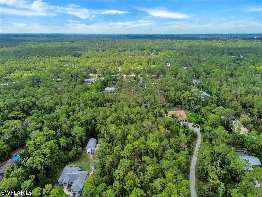 5040 Cherry Wood Drive Naples FL 34119