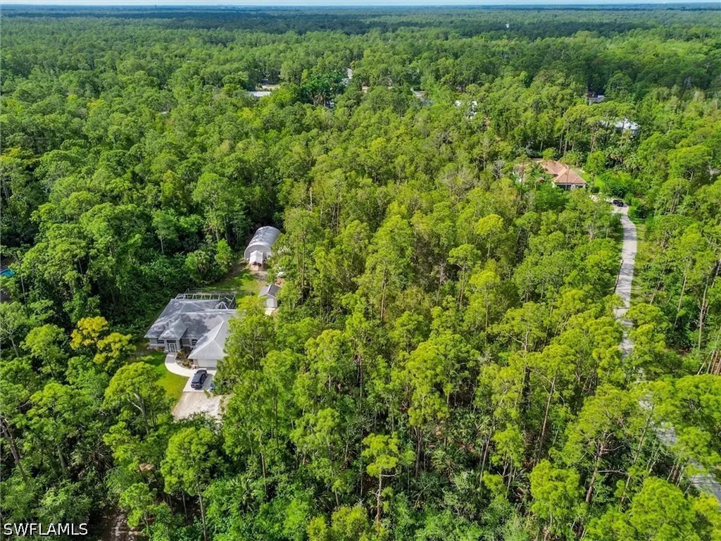 5040 Cherry Wood Drive Naples FL 34119