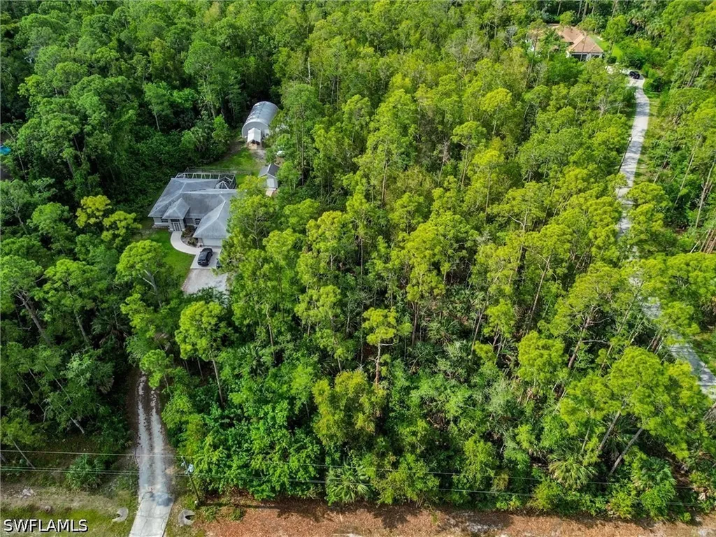 5040 Cherry Wood Drive Naples FL 34119