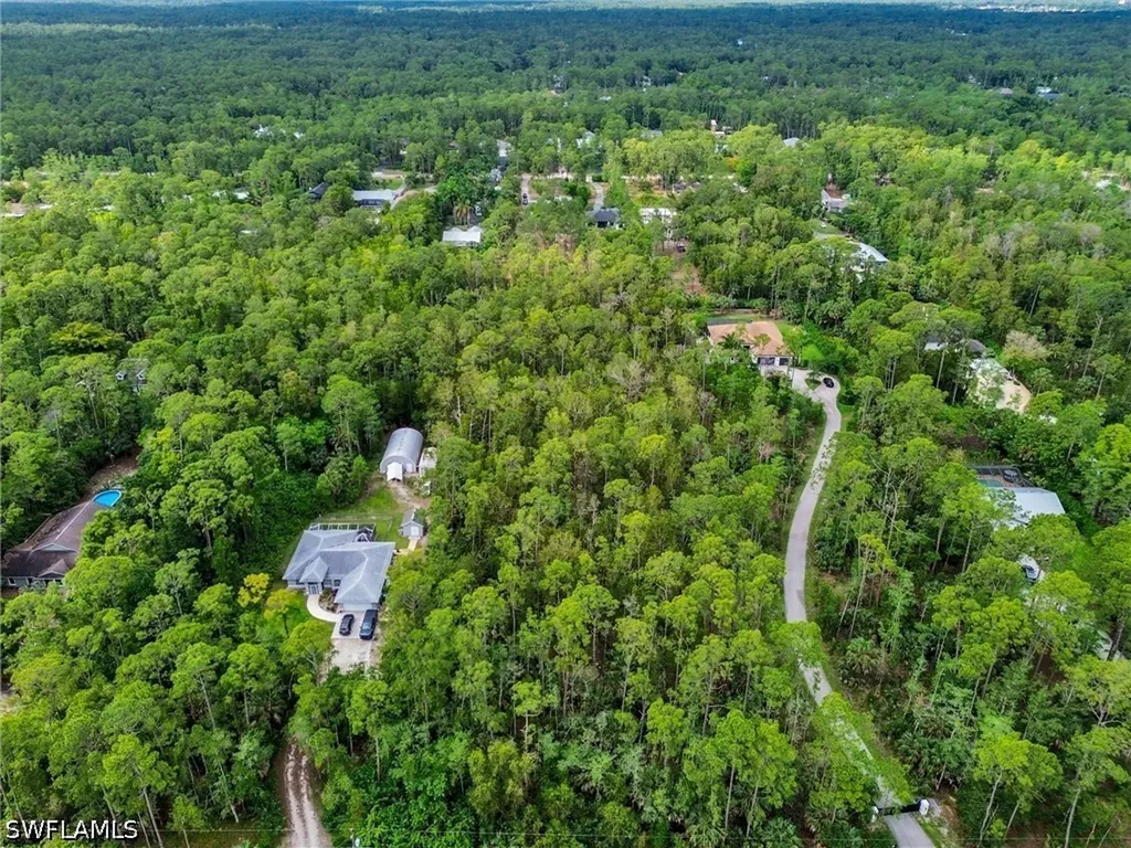 5040 Cherry Wood Drive Naples FL 34119