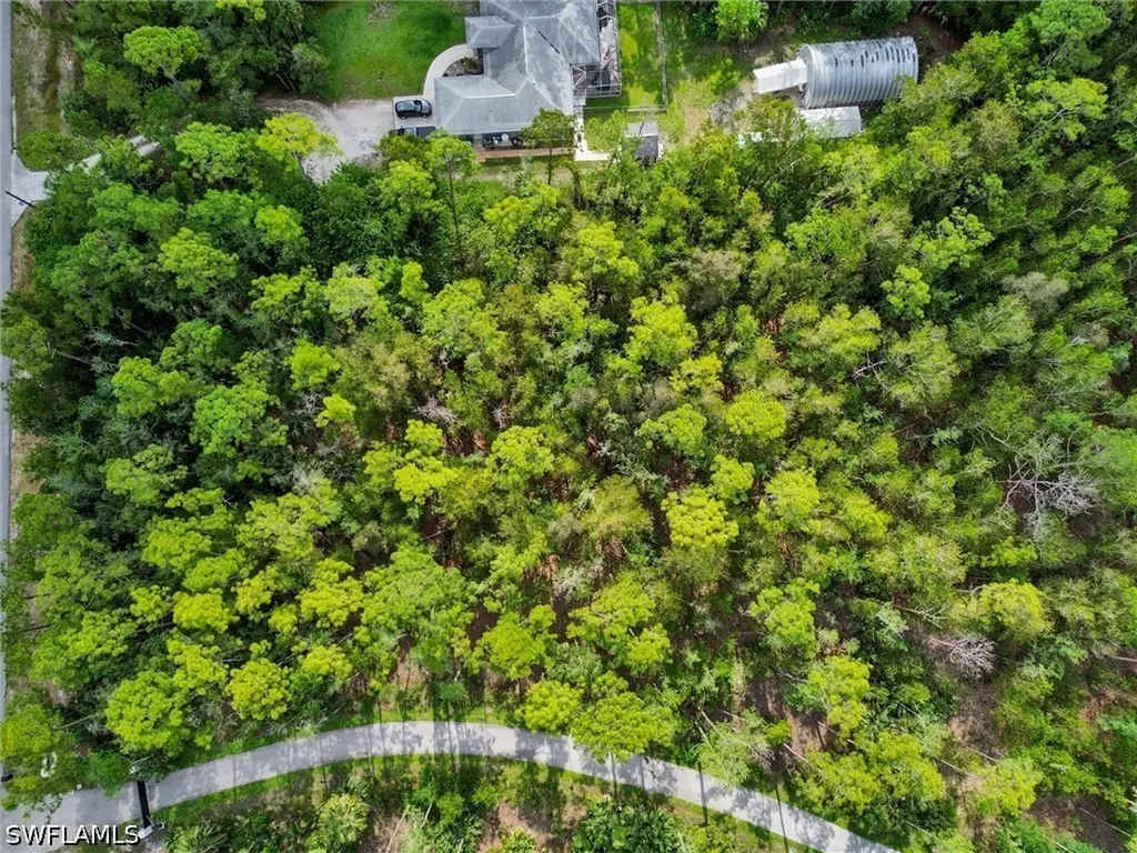 5040 Cherry Wood Drive Naples FL 34119