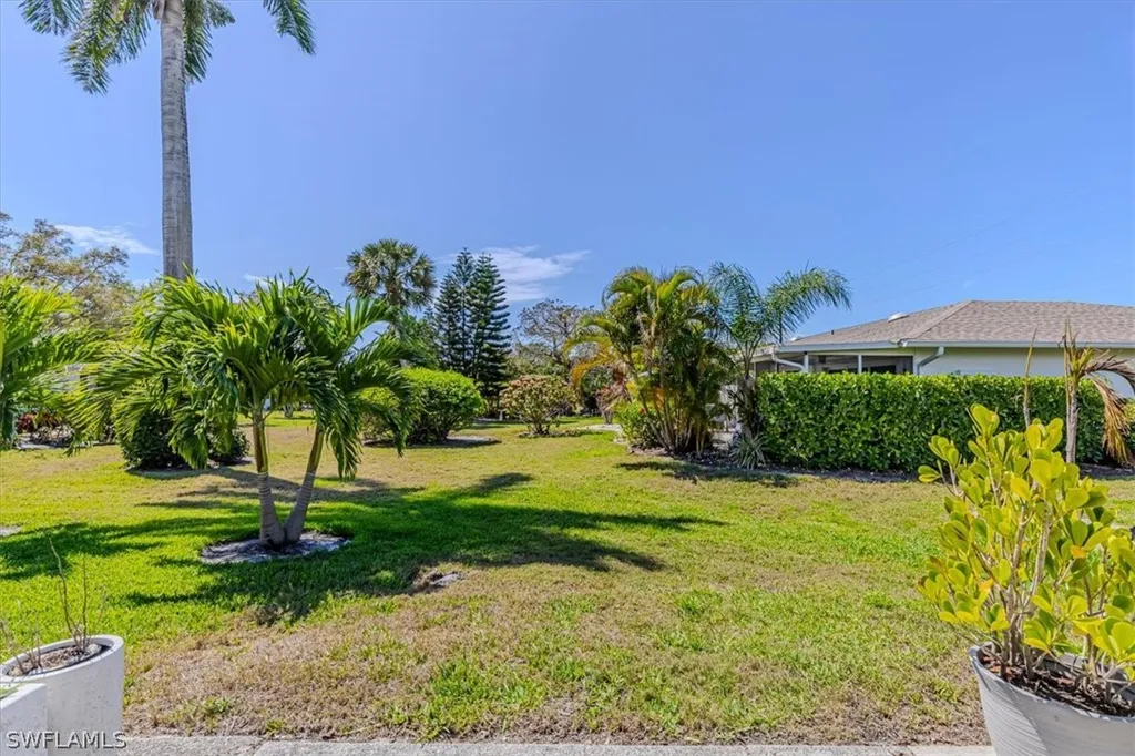 51 Glades Boulevard Naples FL 34112