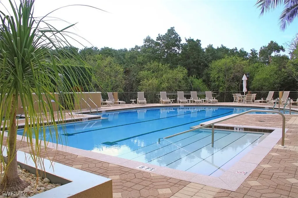 7225 Pelican Bay Boulevard Naples FL 34108