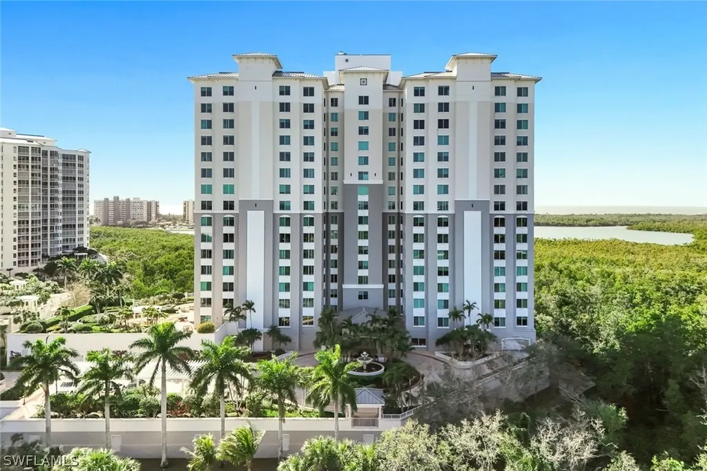 265 Indies Way Naples FL 34110
