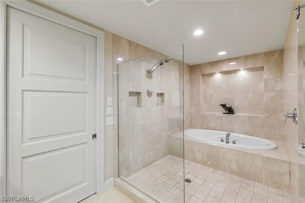 265 Indies Way Naples FL 34110