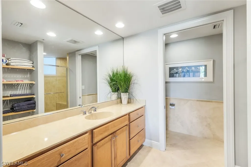 265 Indies Way Naples FL 34110