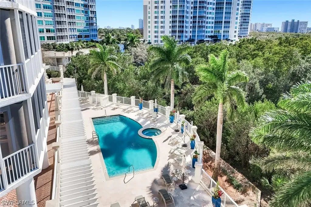 265 Indies Way Naples FL 34110