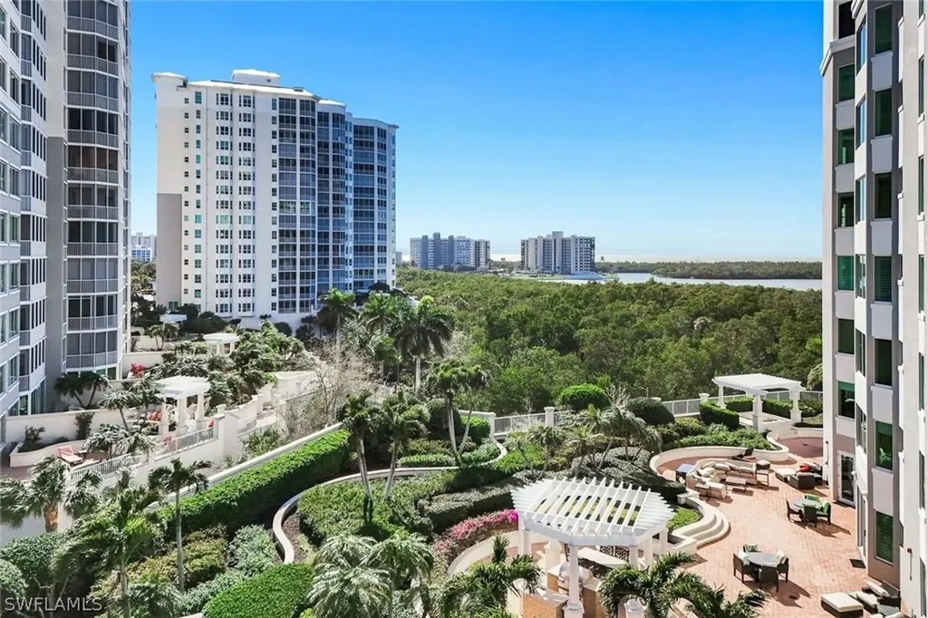 265 Indies Way Naples FL 34110