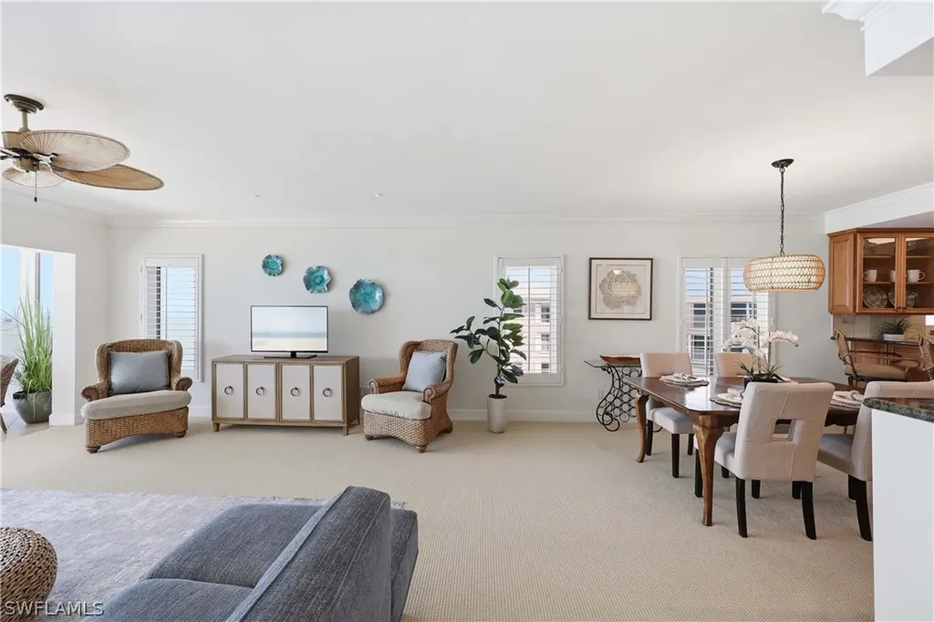 2885 Gulf Shore Boulevard N Naples FL 34103